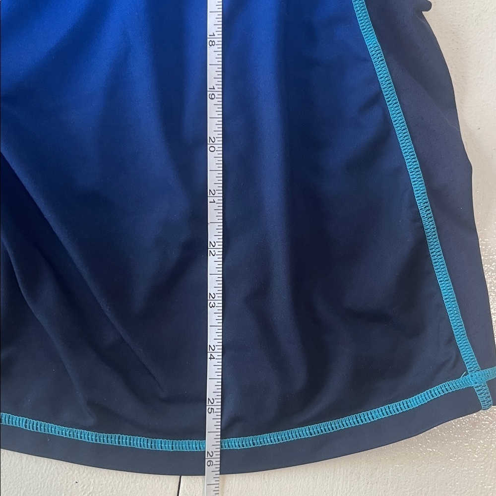 Athleta Runaway Long Sleeve Paisley Blue Green Top Sz: S - Picture 9 of 9